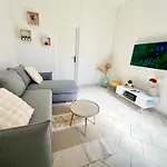 Valenstay - T2 Pro - Fibre&bureau - Tram Gare Apartmán