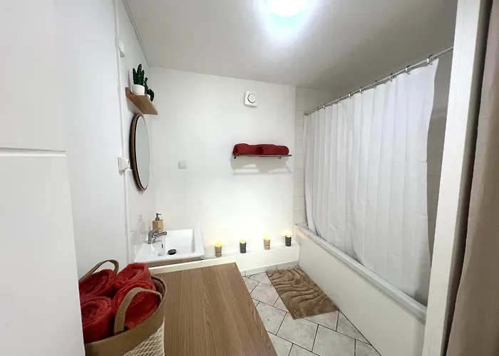 Valenstay - Cosy - - Netflix *